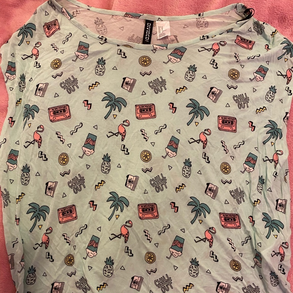 graphic tank top / tee shirt